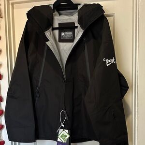 NWT Men's Black Ski & Snowboard Jacket